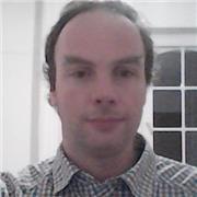 Englischlehrer für alle Altersgruppen und Fächer, maßgeschneidert auf die Bedürfnisse der Klienten.